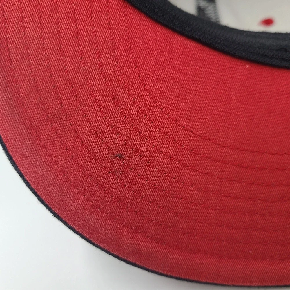 Nike Hat Fitted (Seems M-L) Black Red 6.0 Action Sports Swoosh Logo Skate Men